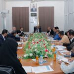 لجنة وزارية برئاسة بن بريك تناقش إعداد خطة الإنقاذ الاقتصادي لجنة وزارية برئاسة بن بريك تناقش إعداد خطة الإنقاذ الاقتصادي